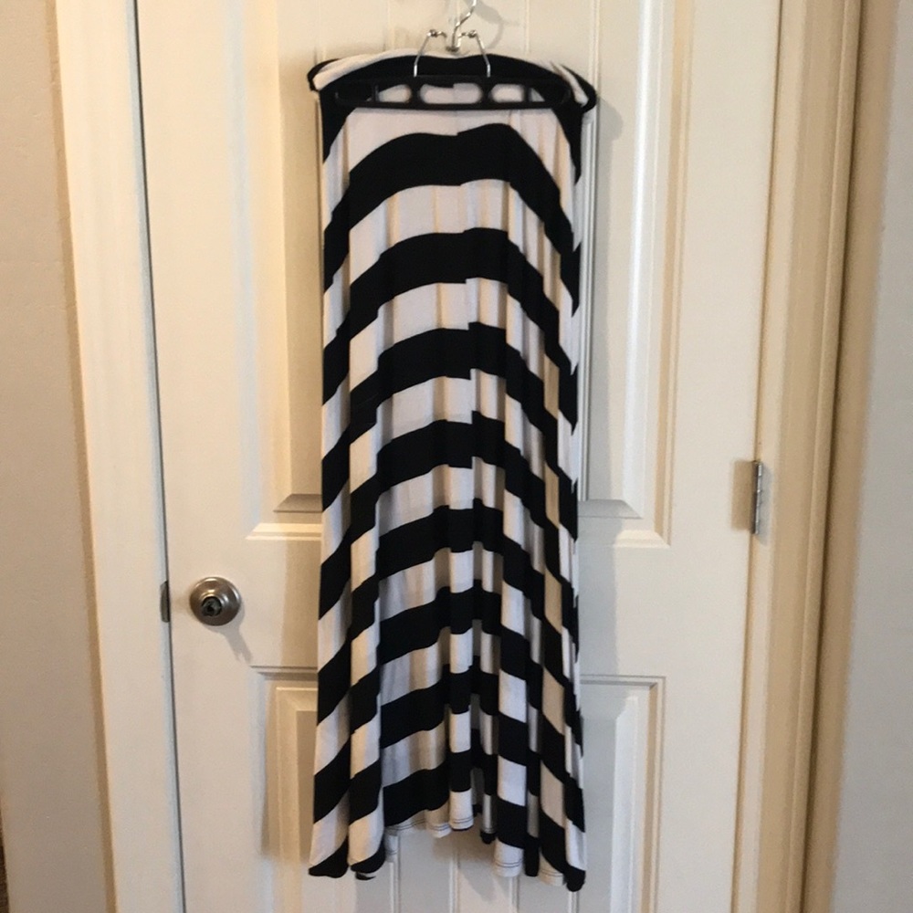 Striped maxi skirt